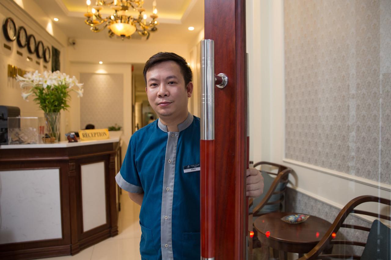 โรงแรมฮอลิเดย์ เอมเมอรัลด์ ฮานอย ภายนอก รูปภาพ